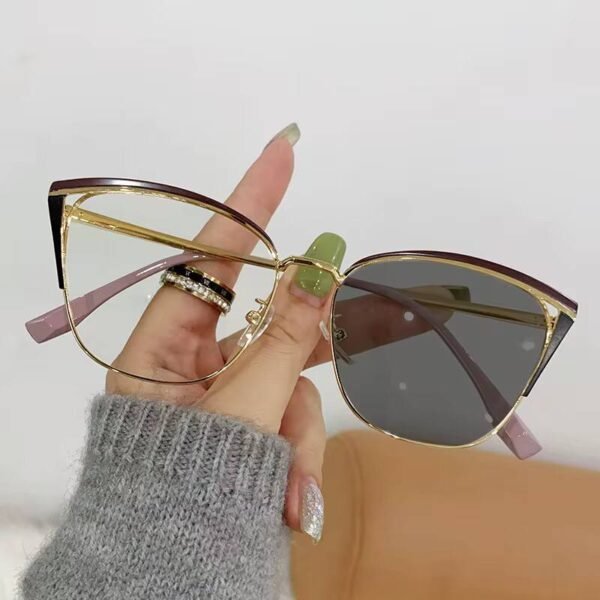 Lunettes 3-en-1 Anti-lumière bleue pour femme : Photochromiques • Anti-lumière bleue • Anti-reflets & anti-éblouissement