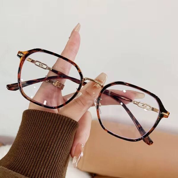 Lunettes 3-en-1 Anti-lumière bleue : Photochromiques • Anti-lumière bleue • Anti-reflets & anti-éblouissement