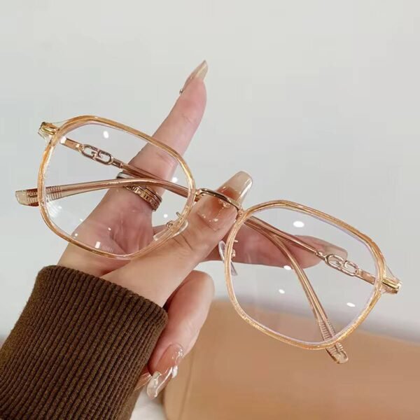 Lunettes 3-en-1 Anti-lumière bleue : Photochromiques • Anti-lumière bleue • Anti-reflets & anti-éblouissement