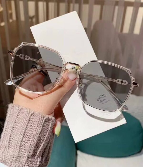 Lunettes 3-en-1 Anti-lumière bleue : Photochromiques • Anti-lumière bleue • Anti-reflets & anti-éblouissement